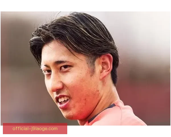 伊藤洋辉加盟拜仁季前赛不幸跖骨骨折缺席新赛季 伊藤洋辉加盟拜仁季前赛不幸跖骨骨折缺席新赛季